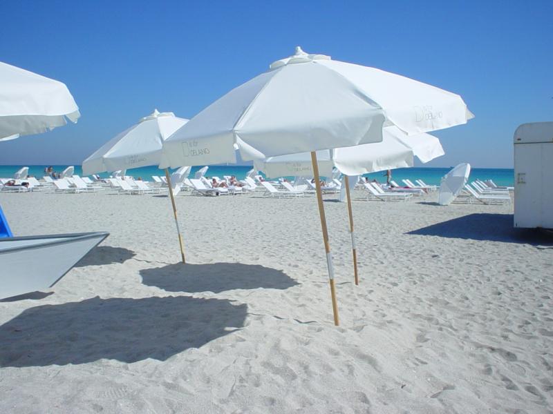 Antalya Plaj Şemsiyeleri